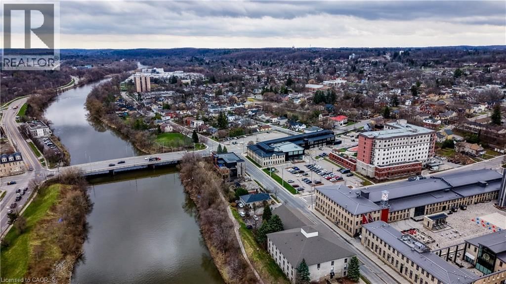 19 CEDAR STREET Image 47