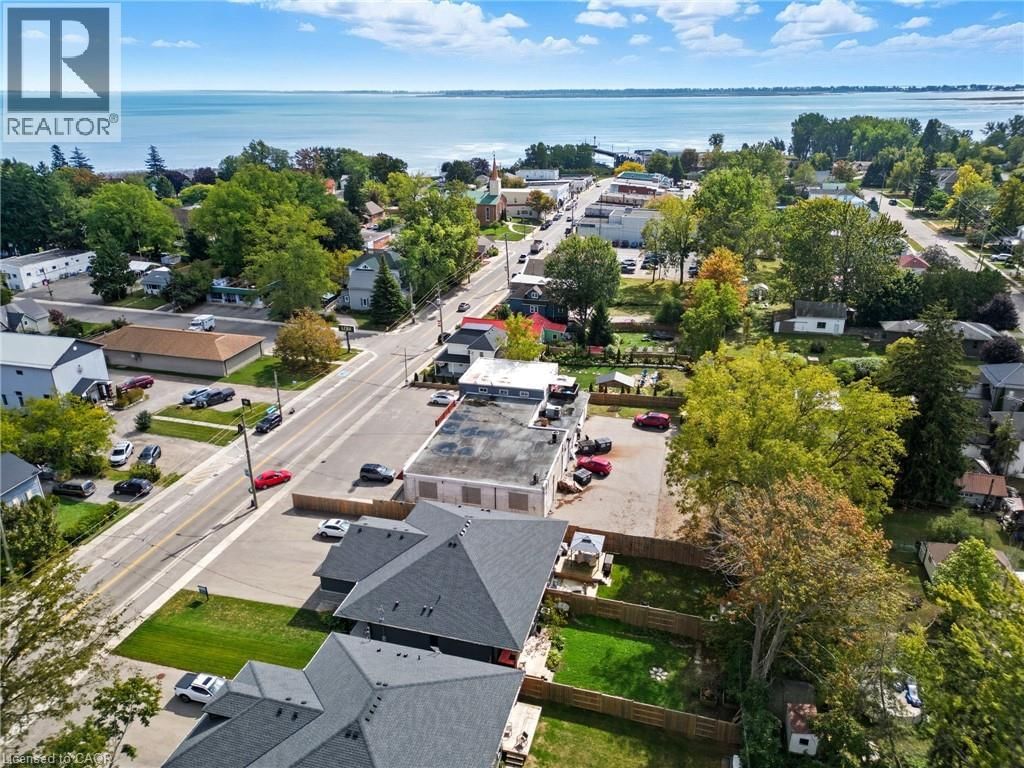 1053 BAY STREET Image 5