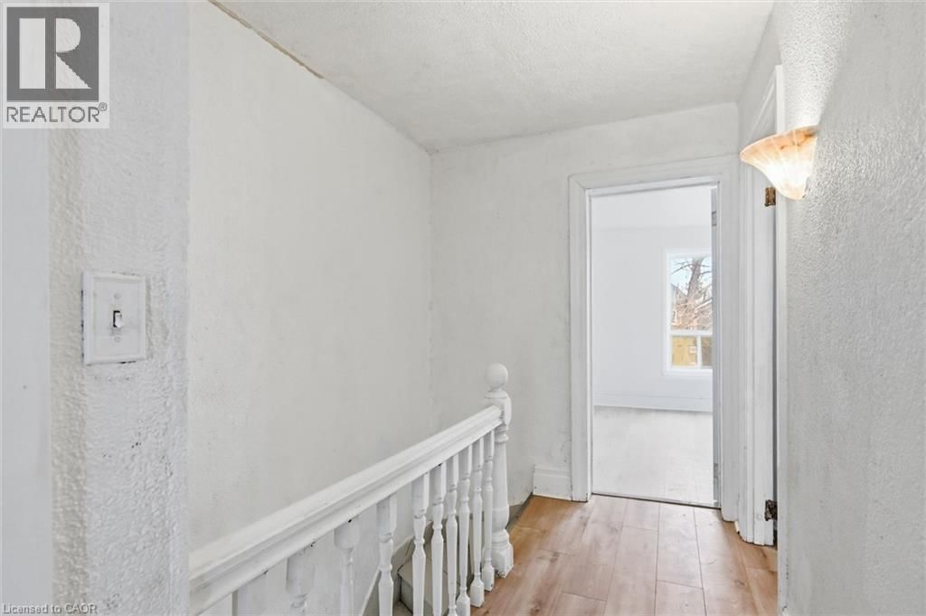 761 CANNON STREET EAST Image 20