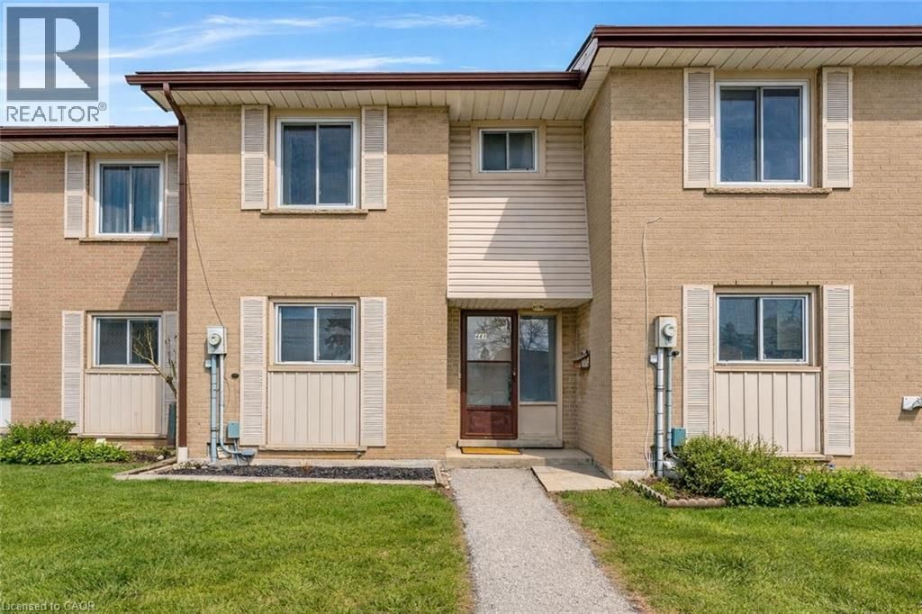 441 VICTORIA ROAD NORTH Image 1