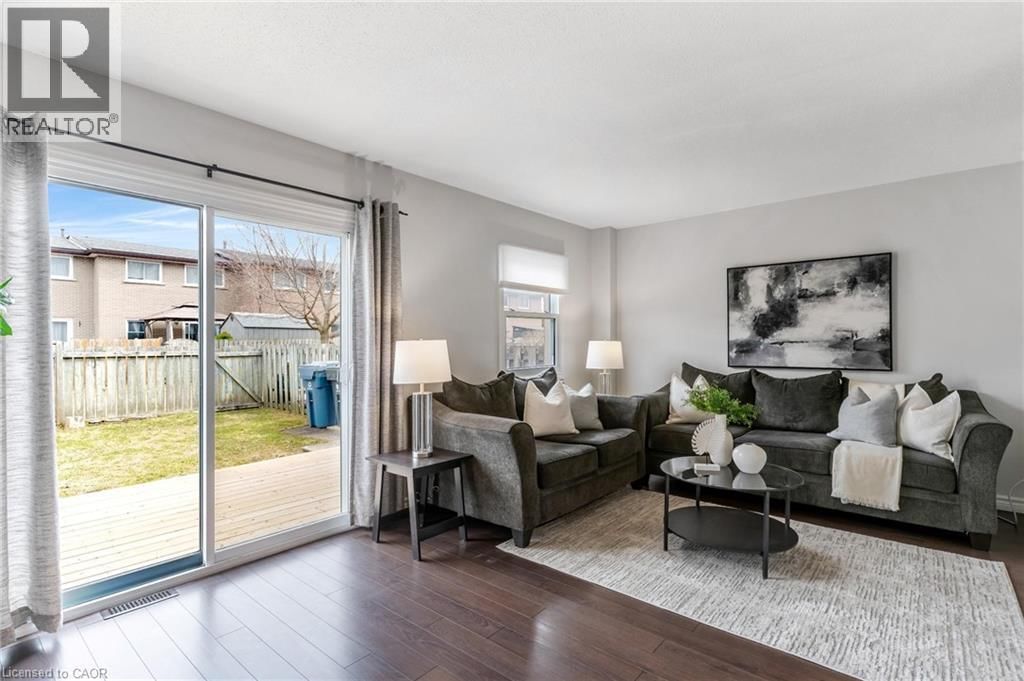 441 VICTORIA ROAD NORTH Image 4