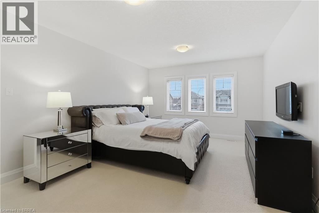 54 NIGHTINGALE DRIVE Image 30