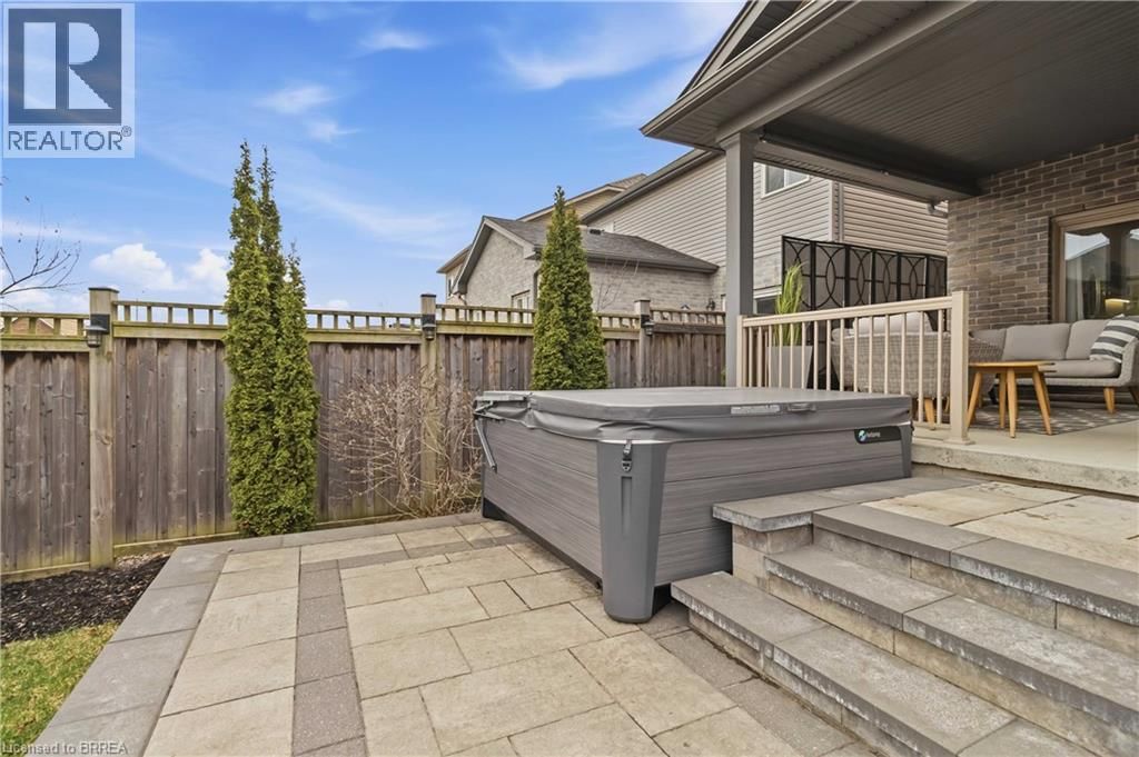 54 NIGHTINGALE DRIVE Image 36