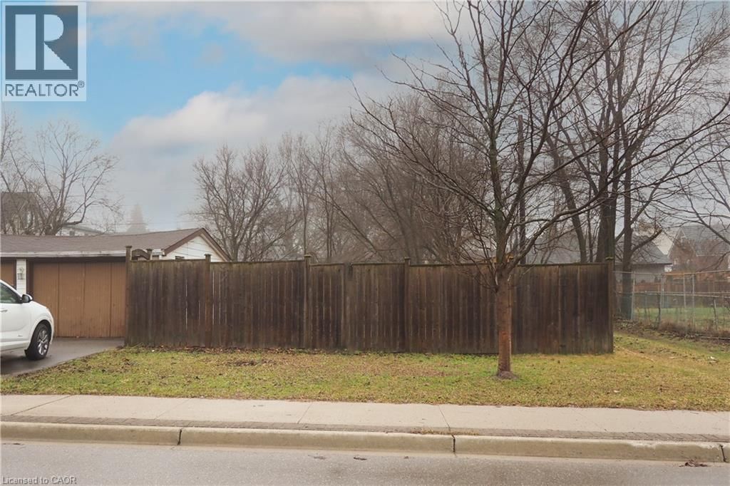 354 BLUCHER BOULEVARD Image 34