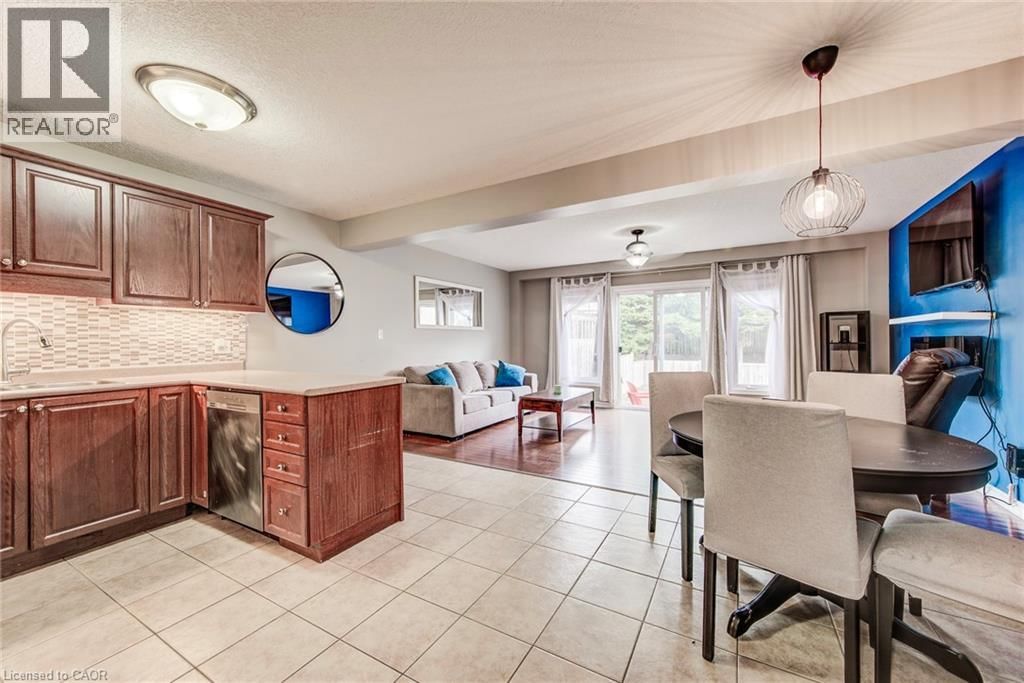 10 - 972 STRASBURG ROAD Image 11