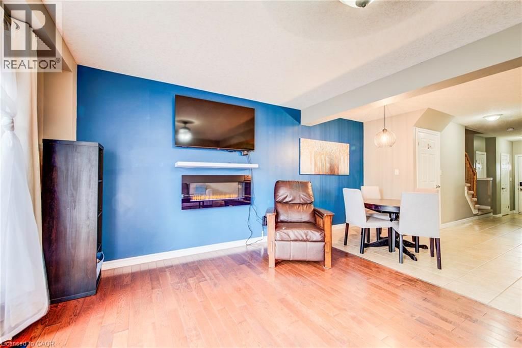 10 - 972 STRASBURG ROAD Image 15