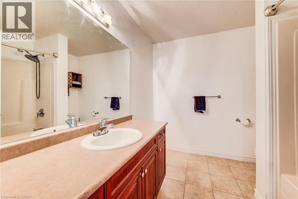 10 - 972 STRASBURG ROAD Image 19