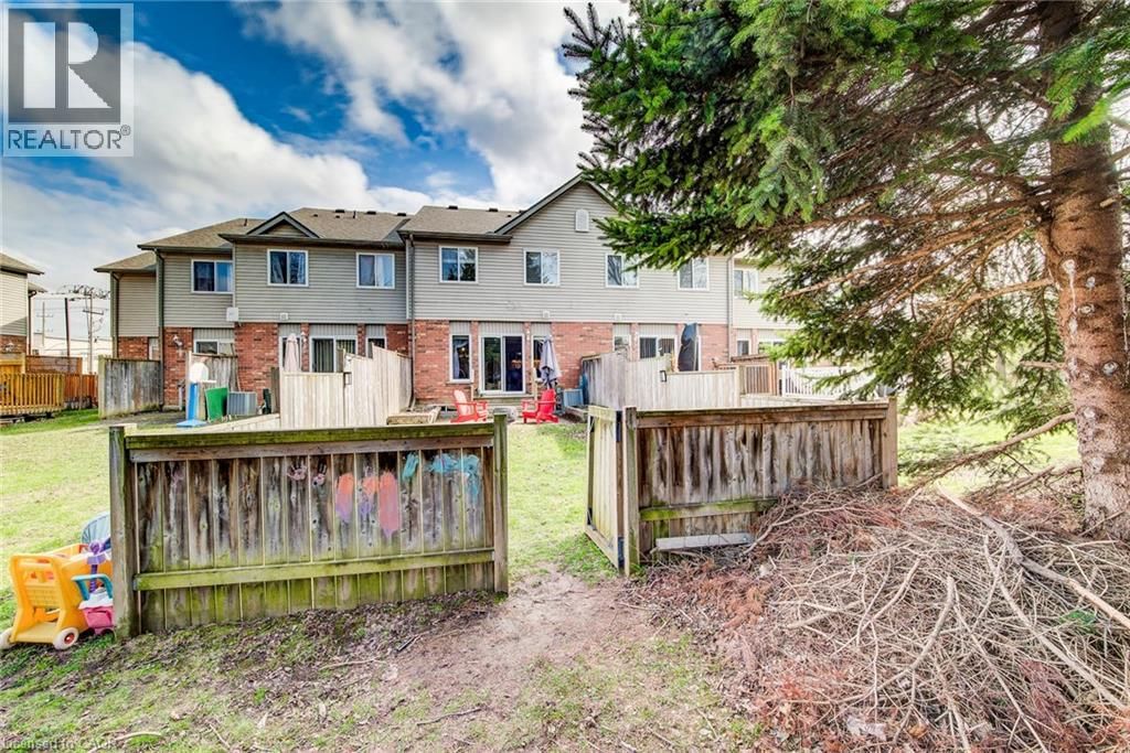 10 - 972 STRASBURG ROAD Image 31