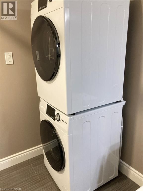 71 JANINE STREET Image 20