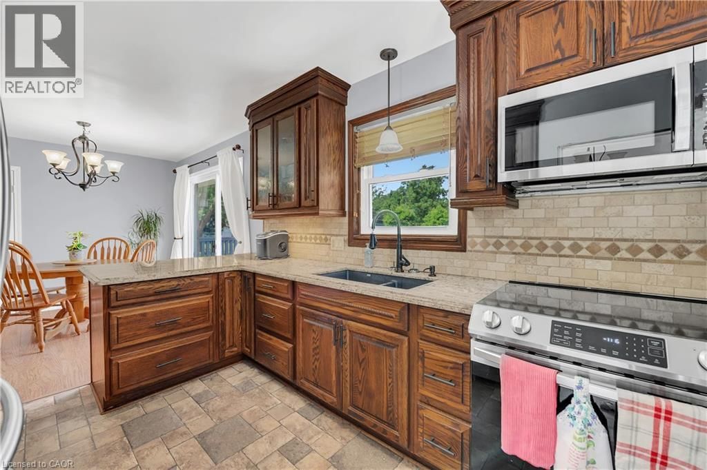 446 EAST 36TH STREET Image 12