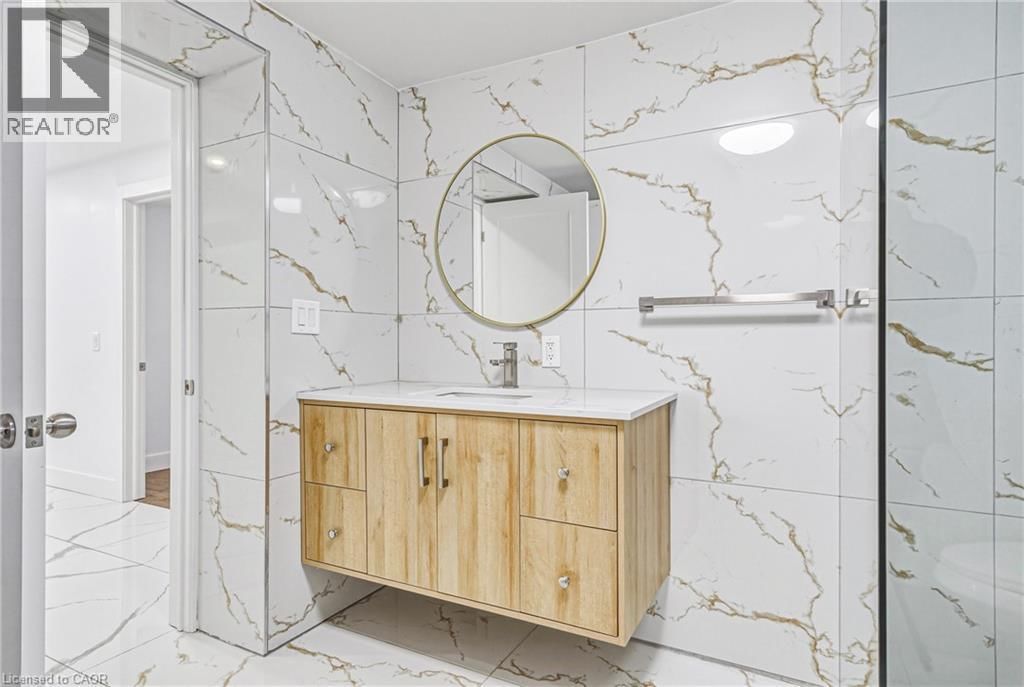 68 VANSITMART AVENUE Image 38