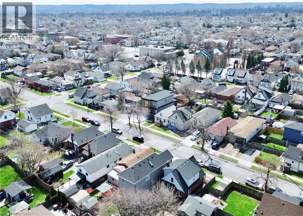 68 VANSITMART AVENUE Image 48