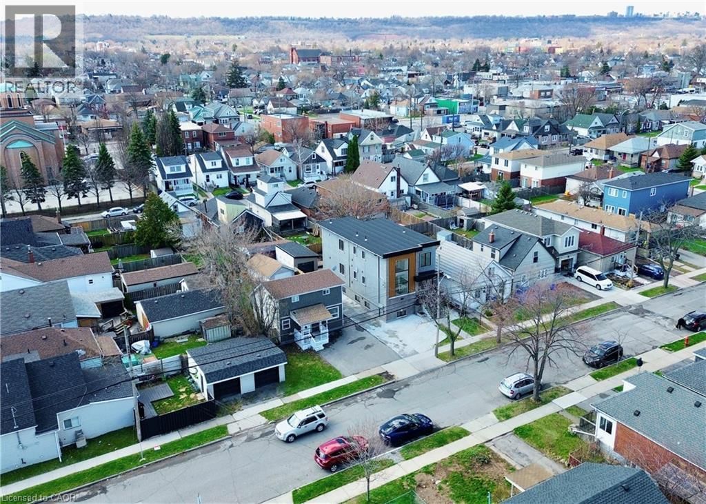 68 VANSITMART AVENUE Image 49