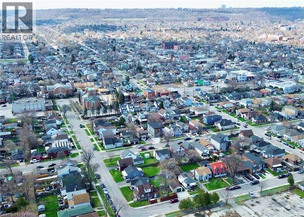 68 VANSITMART AVENUE Image 50