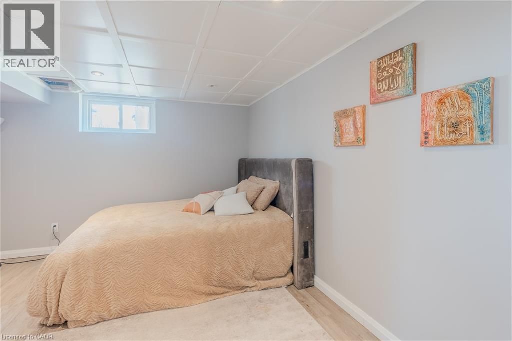 959 BOOK ROAD Image 35