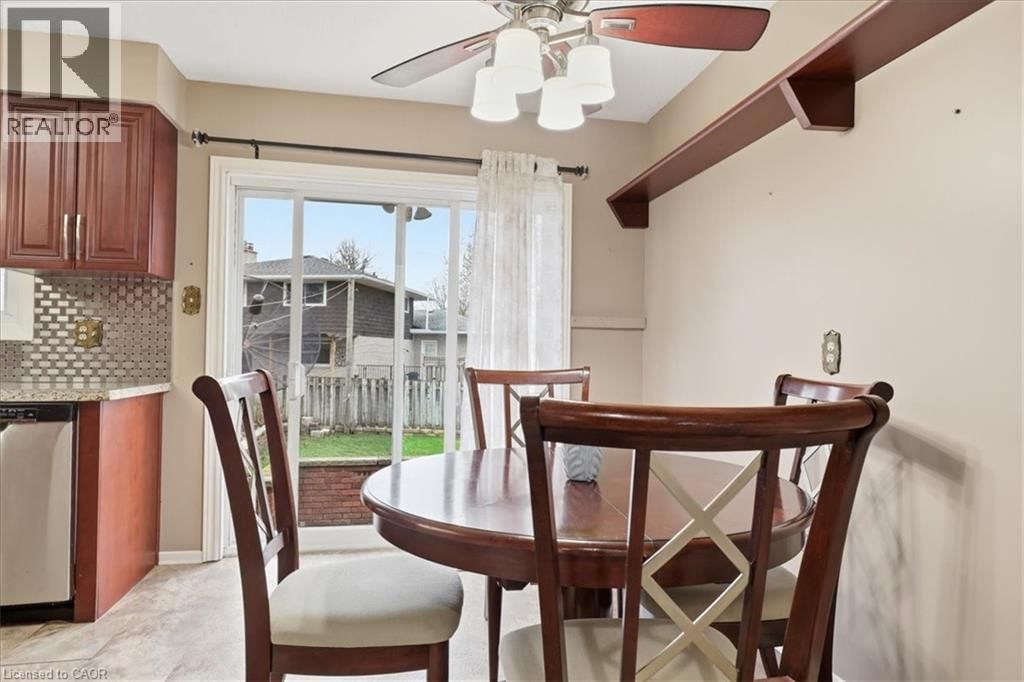 94 COLEBROOK COURT Image 12