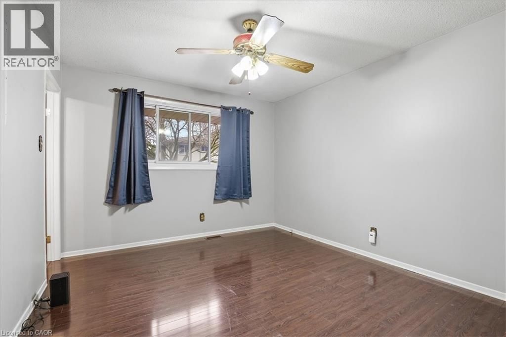 94 COLEBROOK COURT Image 15