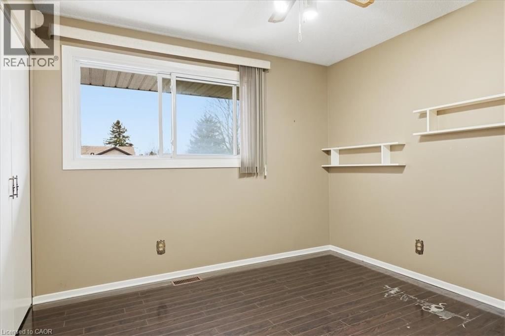 94 COLEBROOK COURT Image 18