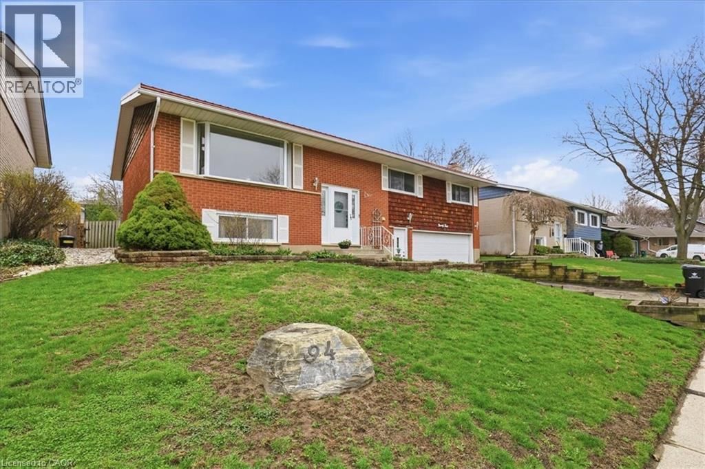 94 COLEBROOK COURT Image 2