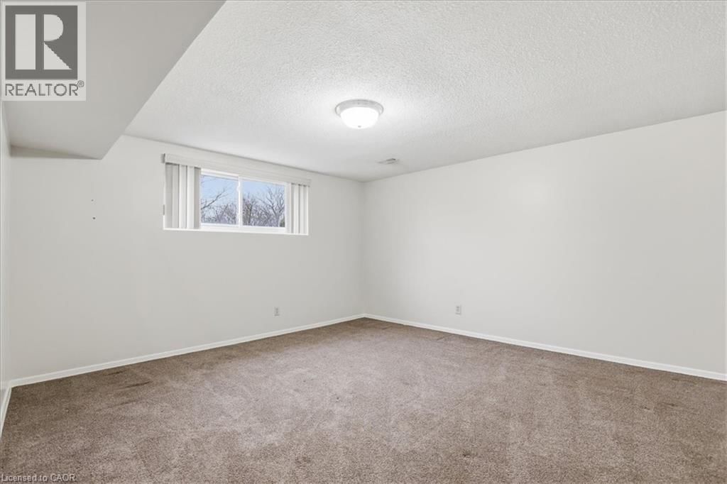 94 COLEBROOK COURT Image 23