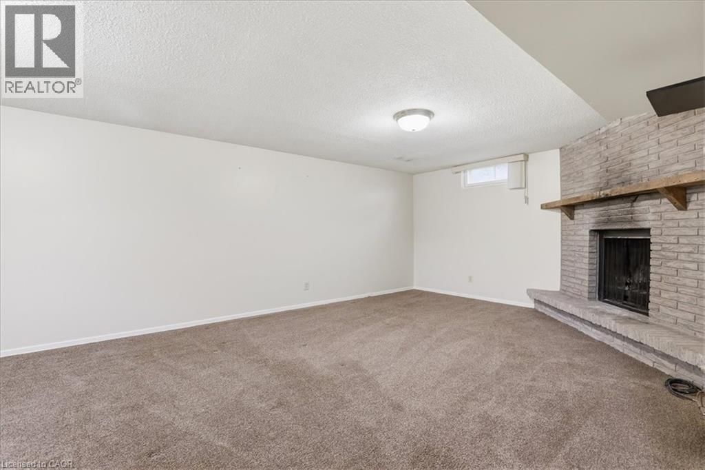 94 COLEBROOK COURT Image 25