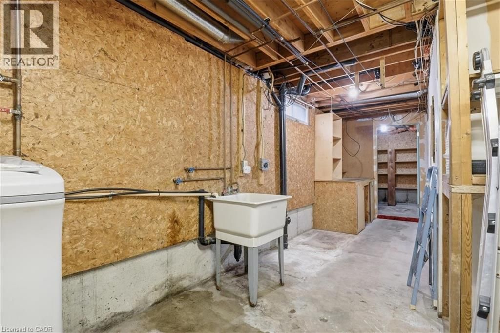 94 COLEBROOK COURT Image 29