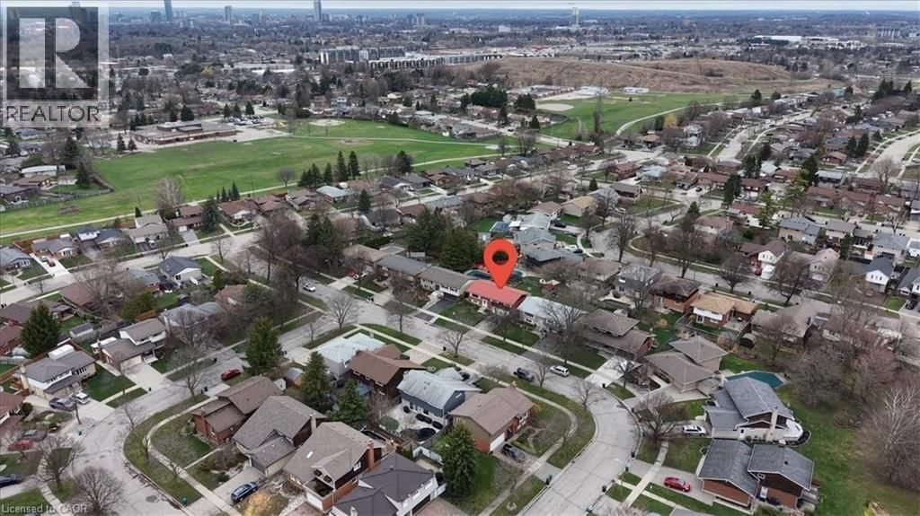 94 COLEBROOK COURT Image 33