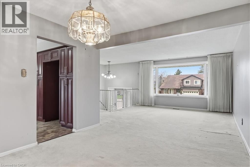 94 COLEBROOK COURT Image 7