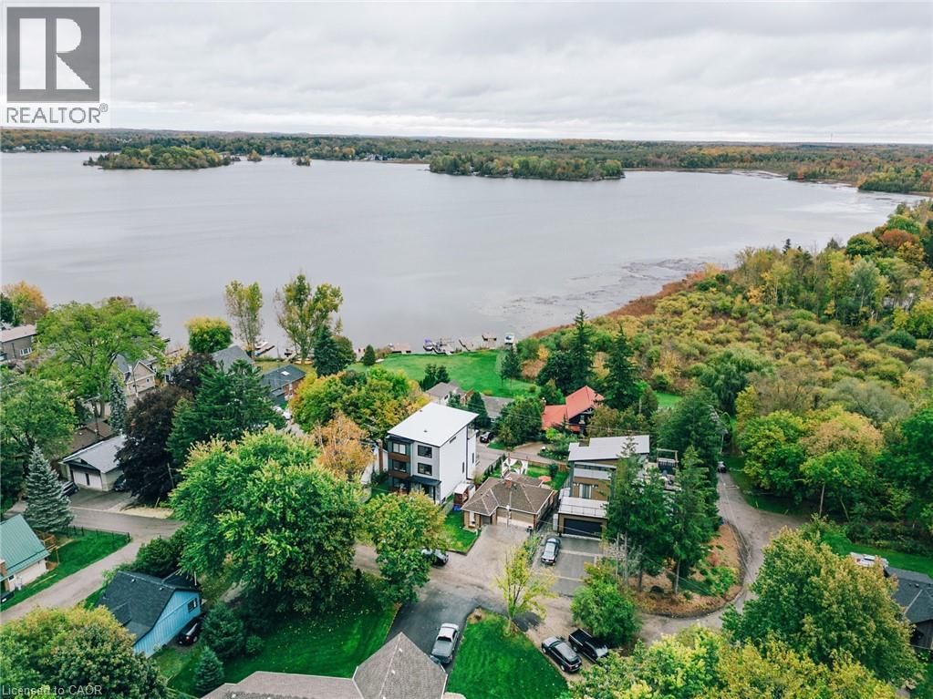 50 HOLLY TRAIL Image 13