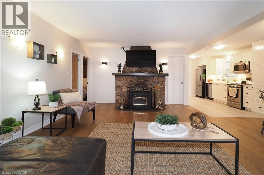 50 HOLLY TRAIL Image 21