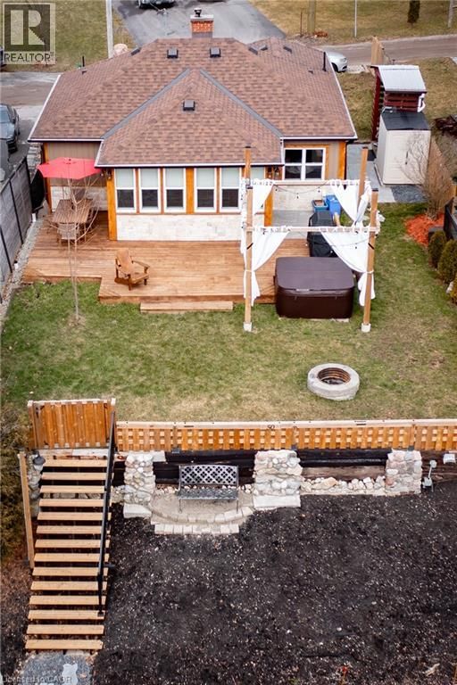 50 HOLLY TRAIL Image 24