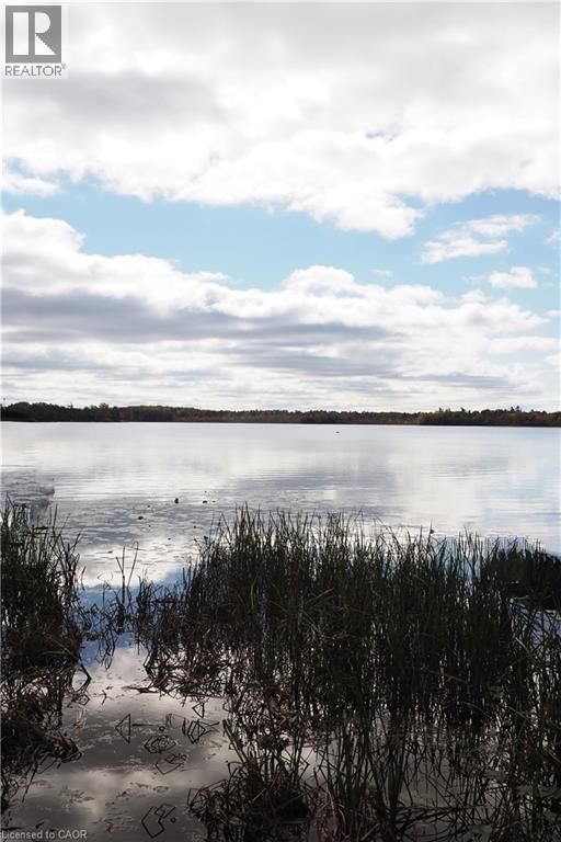 50 HOLLY TRAIL Image 9