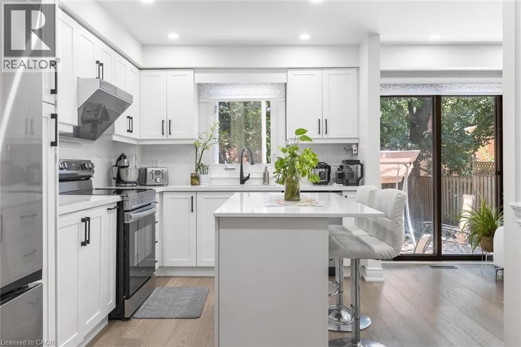 1118 AVONDALE DRIVE Image 10