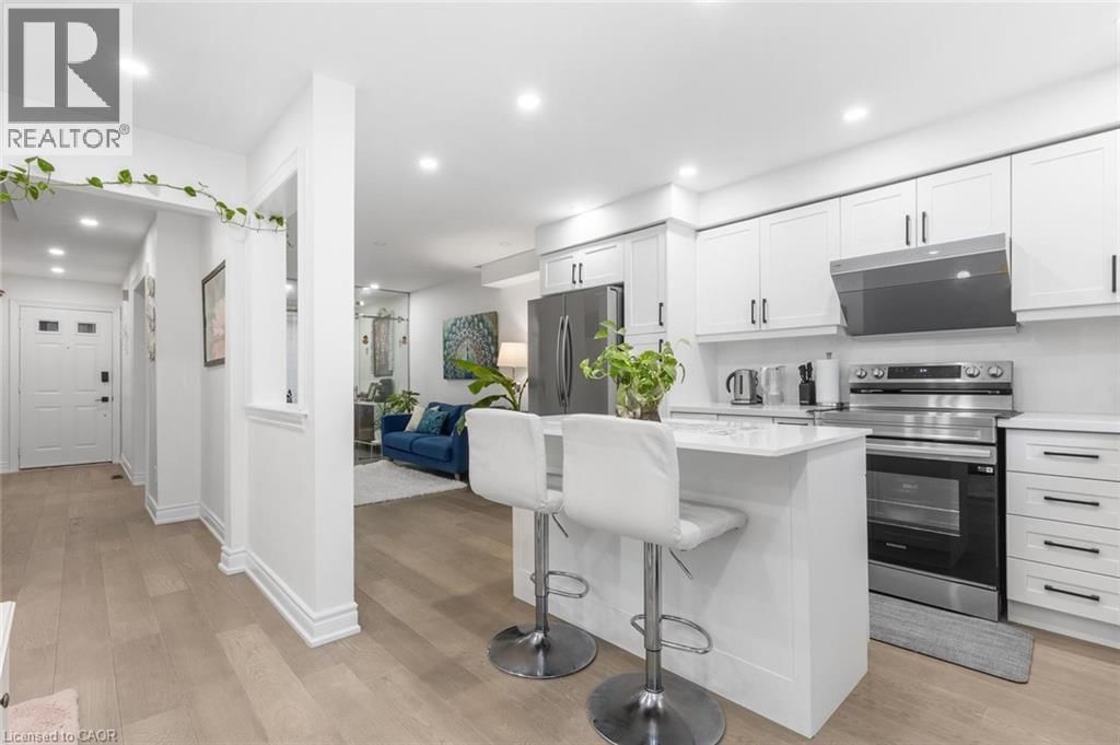 1118 AVONDALE DRIVE Image 12