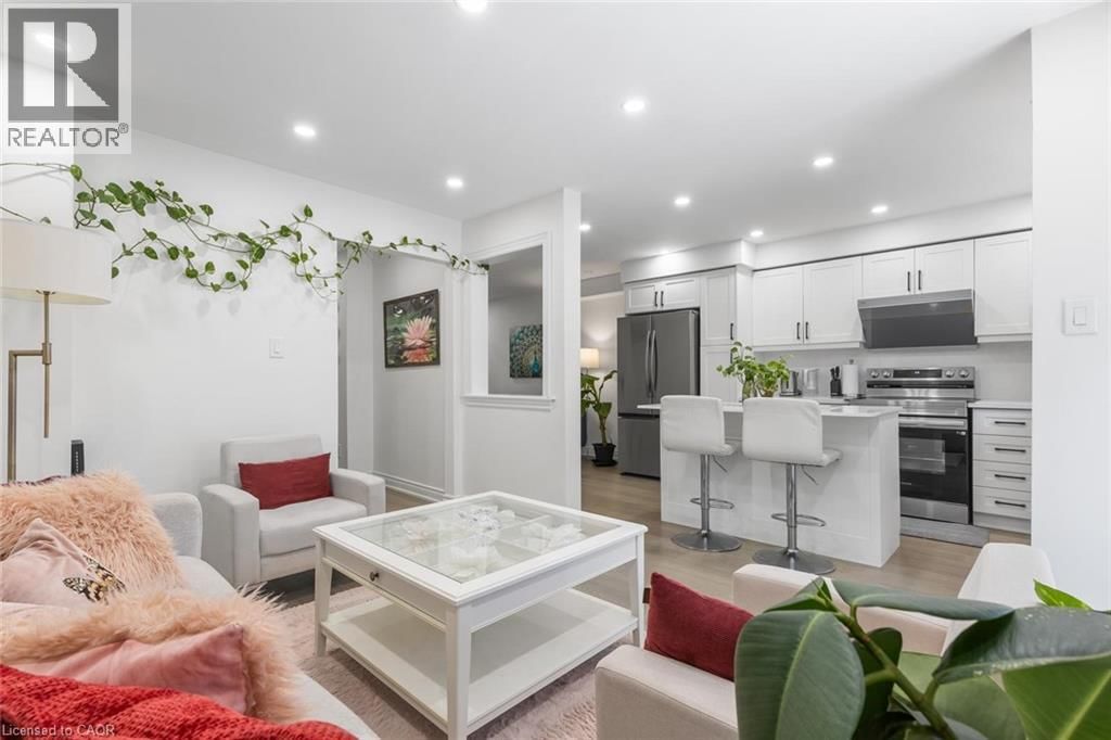 1118 AVONDALE DRIVE Image 14