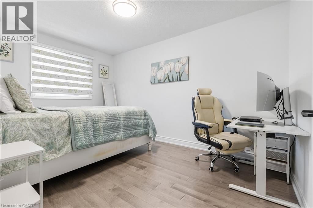 1118 AVONDALE DRIVE Image 23