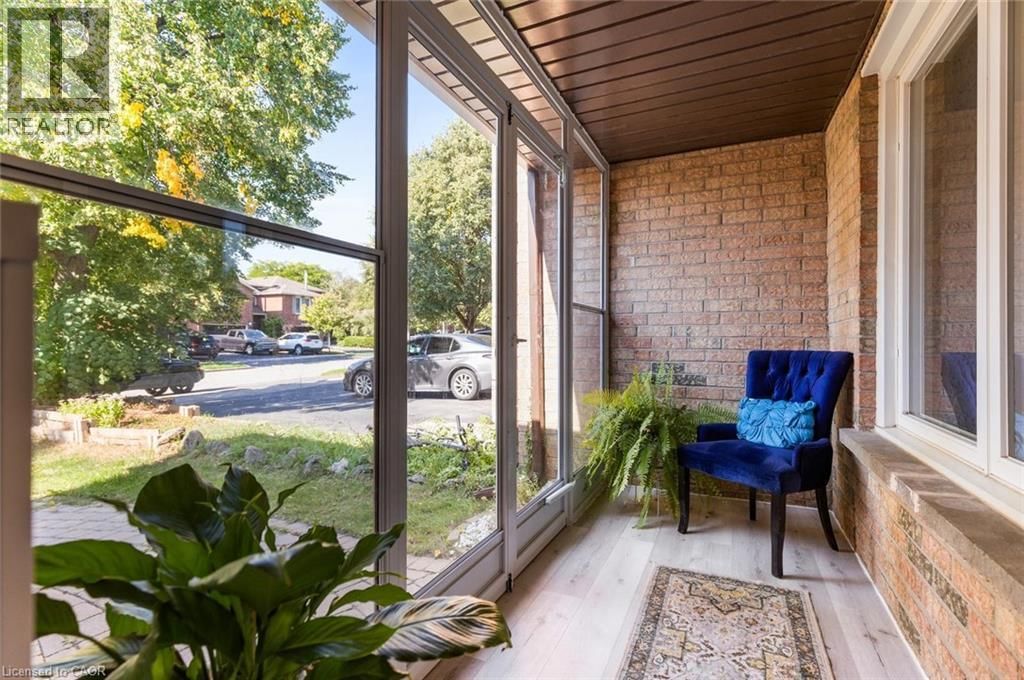 1118 AVONDALE DRIVE Image 3