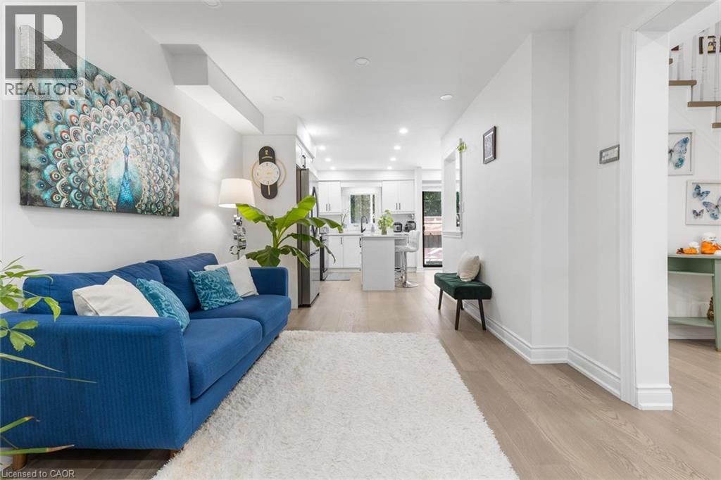 1118 AVONDALE DRIVE Image 7