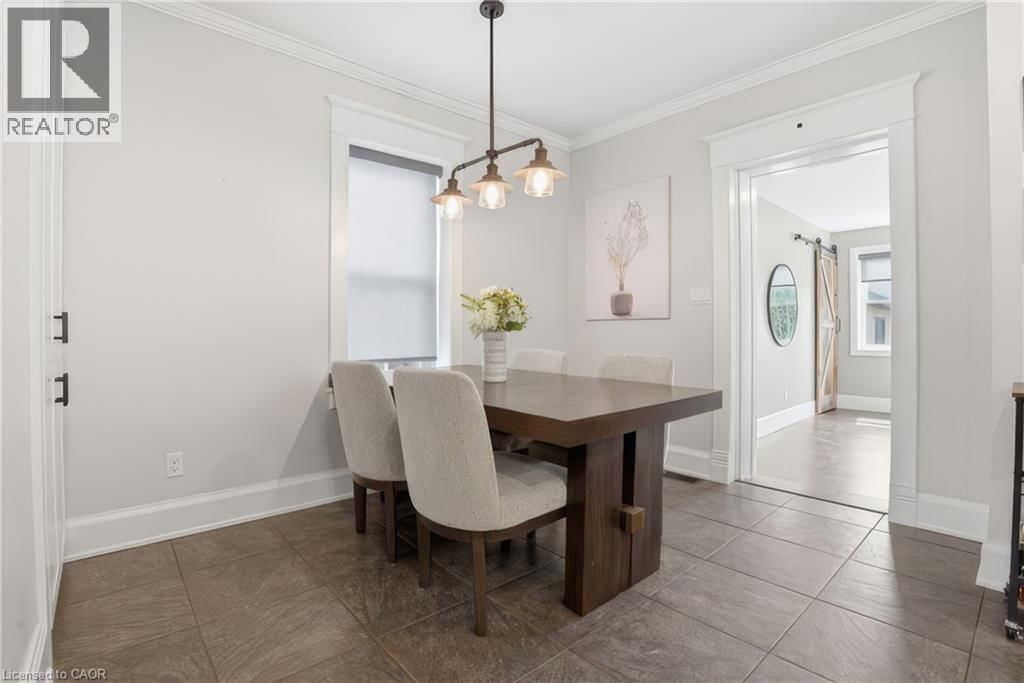 742 VINE STREET Image 15