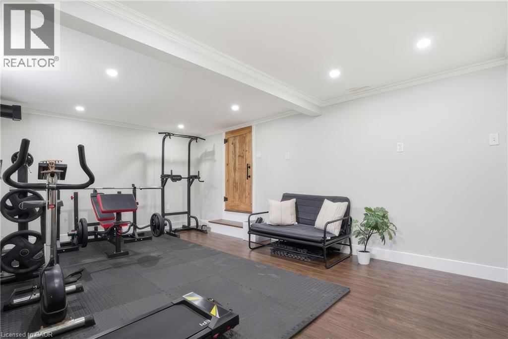 742 VINE STREET Image 31