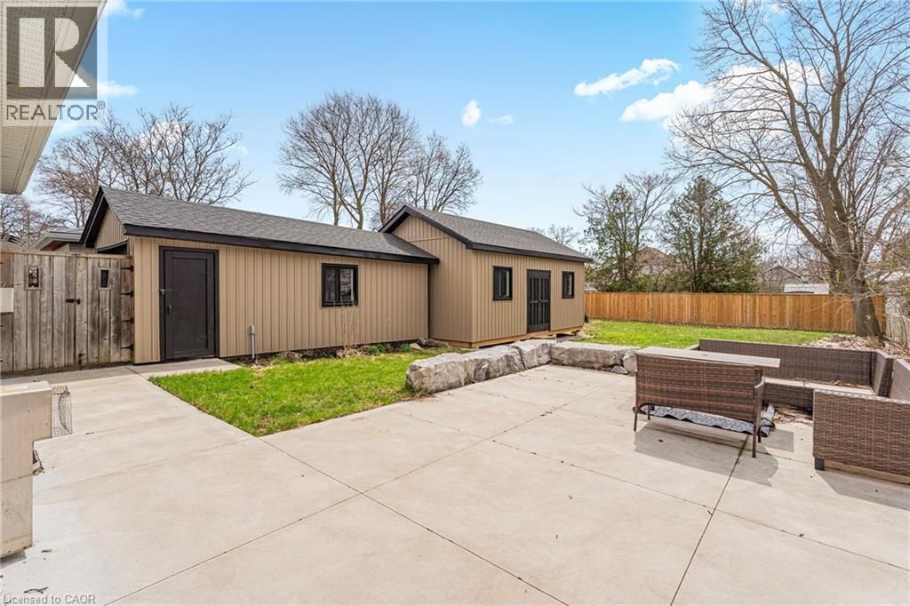 742 VINE STREET Image 36