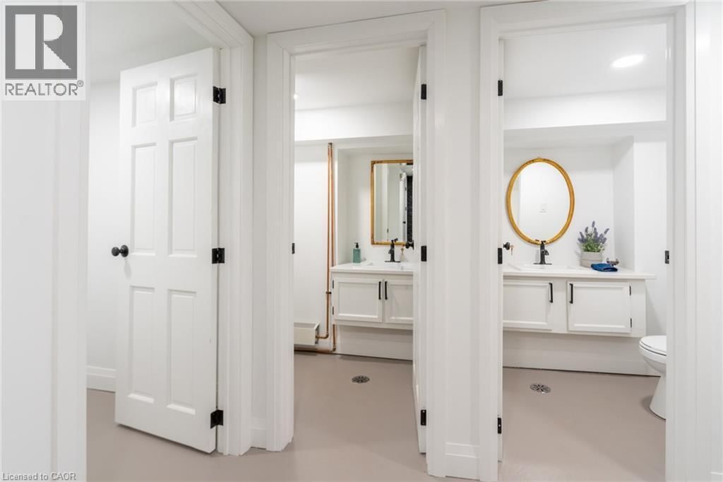 299 JAMES STREET NORTH Image 21