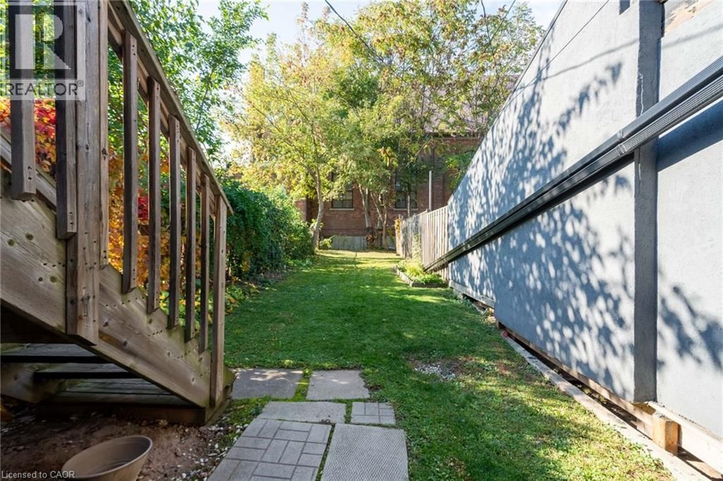 299 JAMES STREET NORTH Image 43