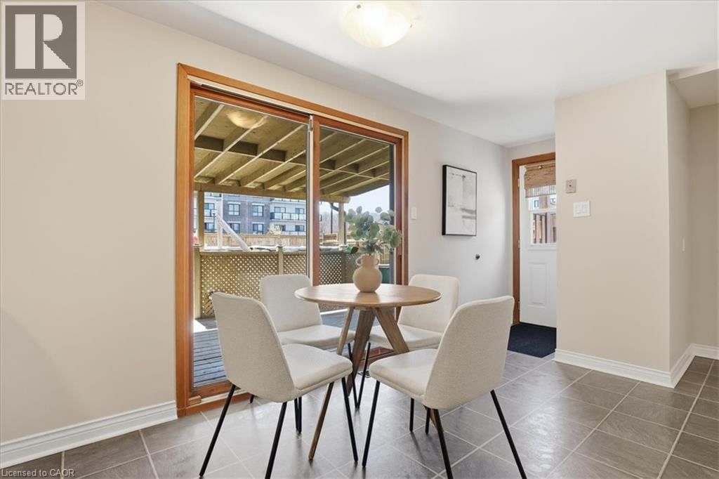 111 SELKIRK DRIVE Image 12