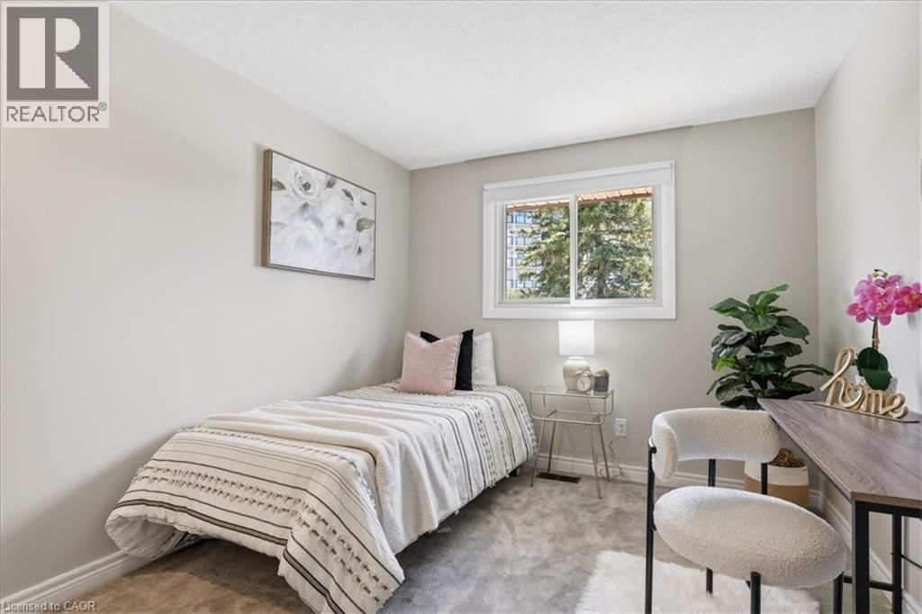 111 SELKIRK DRIVE Image 13