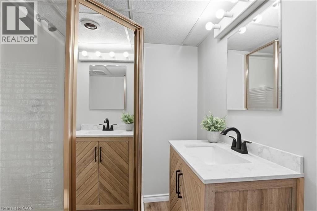 111 SELKIRK DRIVE Image 26