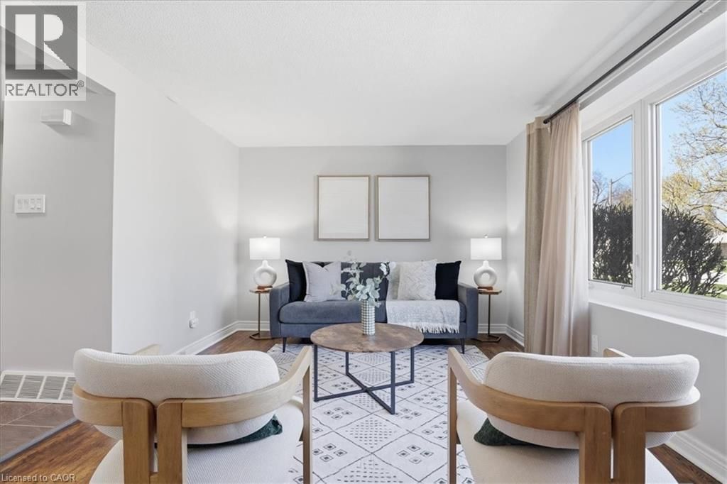 111 SELKIRK DRIVE Image 7