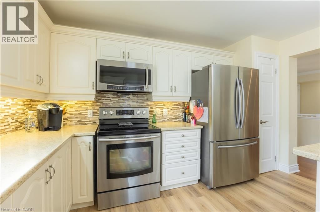 120 GLENARIFF DRIVE Image 15