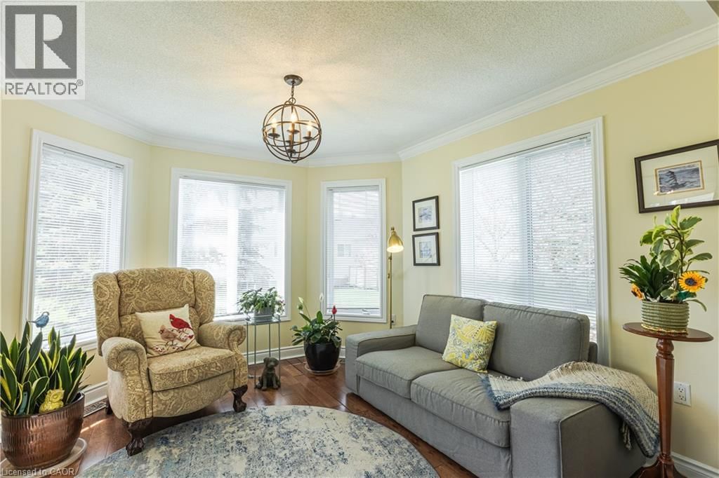 120 GLENARIFF DRIVE Image 17