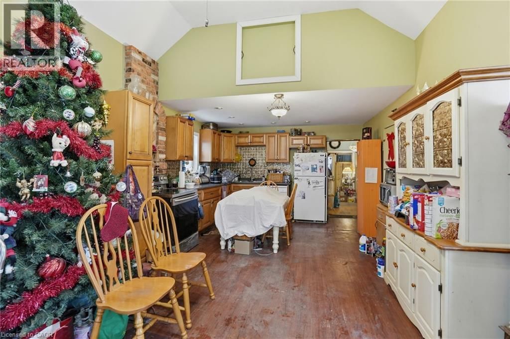 51 MOUNTAIN AVENUE NORTH Image 12